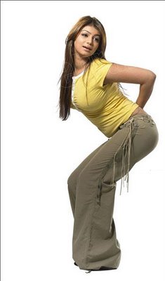 webassets/Ayeshatakiaazmi.jpg